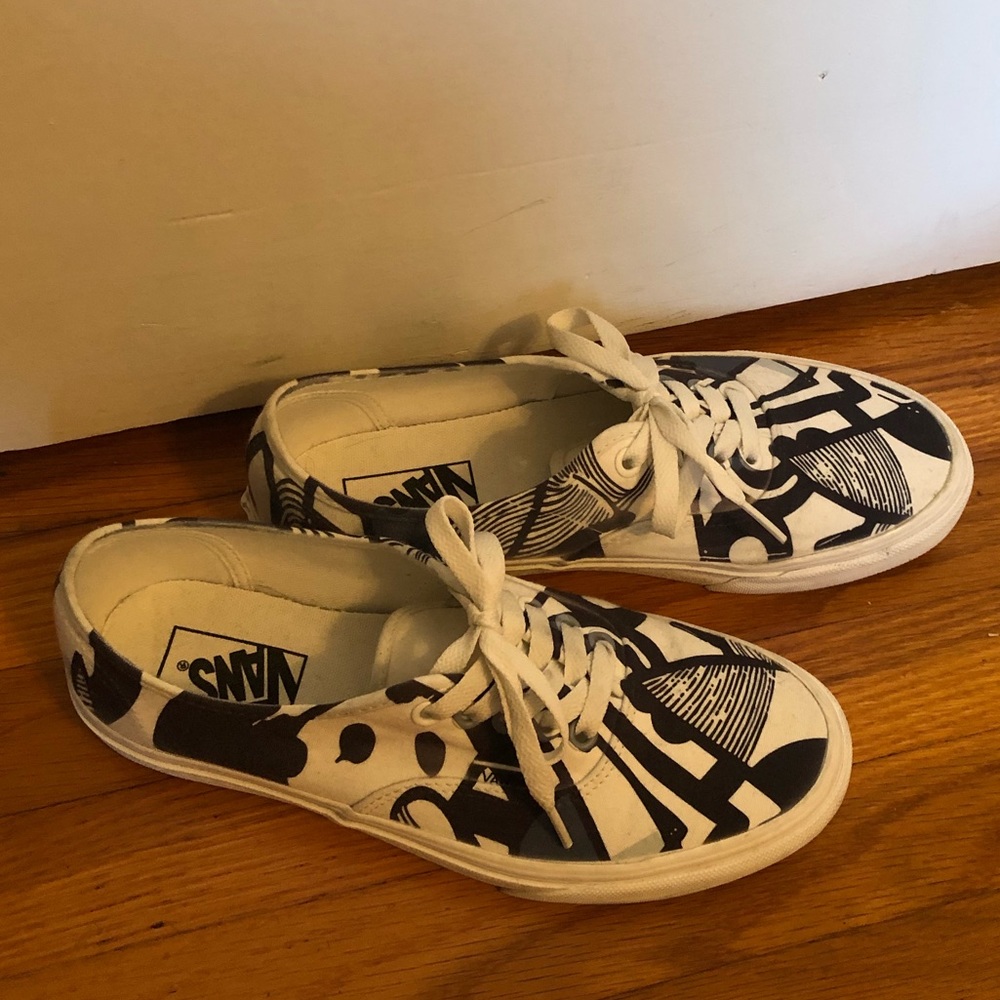 🔥 RARE!! 🔥 Vans Authentics - Picture 2 of 8